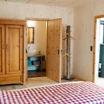 Strohballenhaus Daire *
