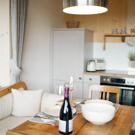 Apartman Strohballenhaus