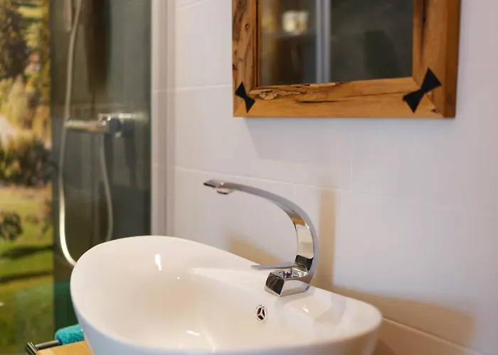 Strohballenhaus * Amden