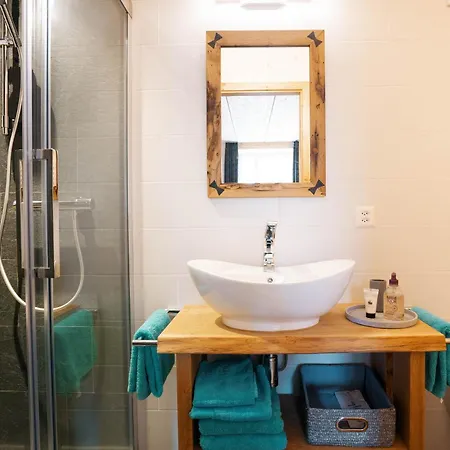 Strohballenhaus * امدن